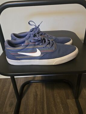 Nike Men’s Navy Blue Canvas Sneakers with White Swoosh Size 11.5 Men's **